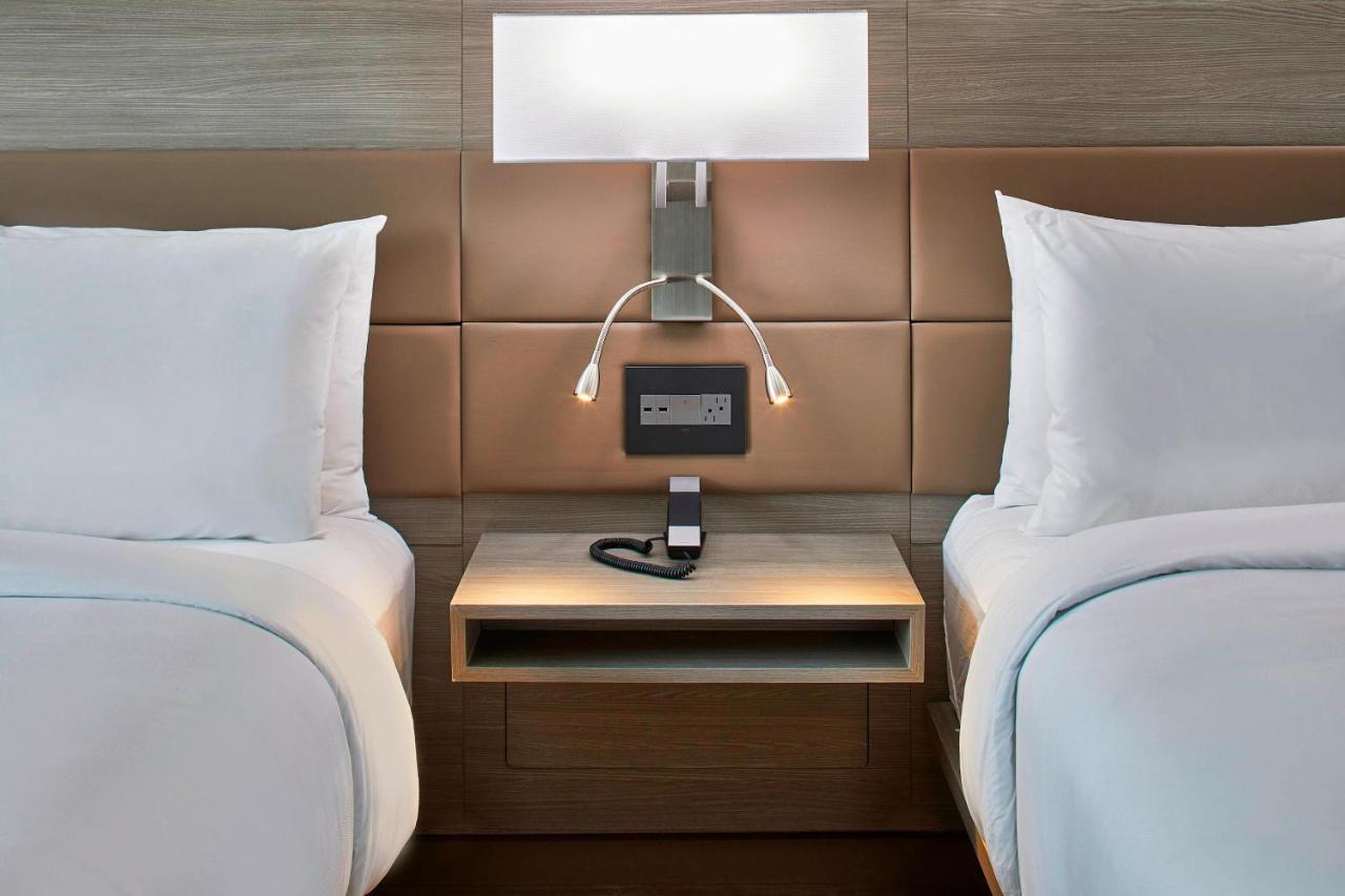 Ac Hotel By Marriott Cleveland Бичвуд Экстерьер фото